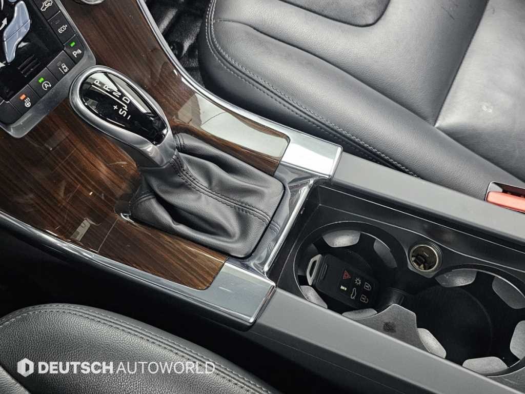 볼보 XC60 D4 이미지 9