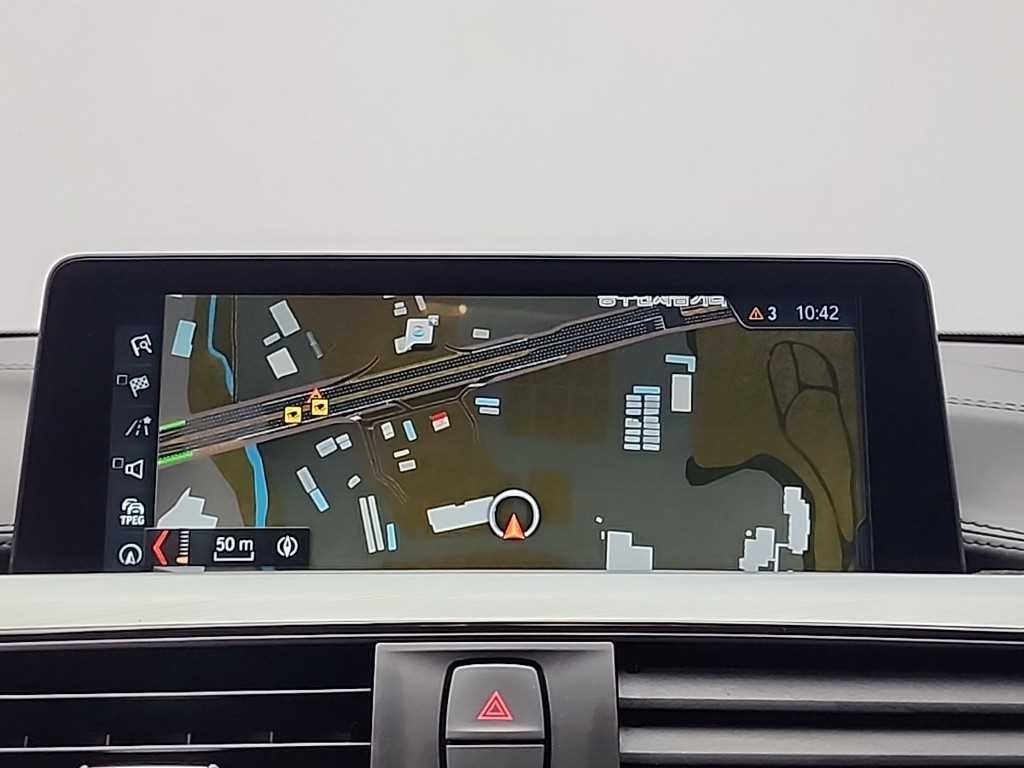 BMW 4시리즈 4시리즈 (F32) 420d 그란쿠페 럭셔리 이미지 15