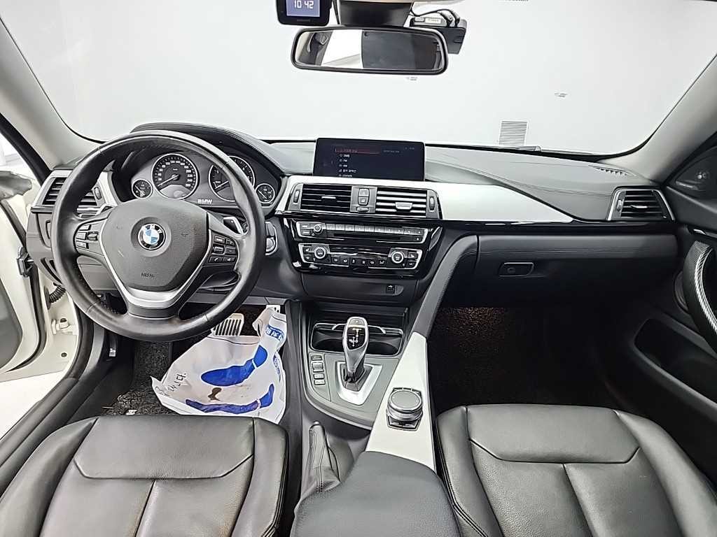 BMW 4시리즈 4시리즈 (F32) 420d 그란쿠페 럭셔리 이미지 7