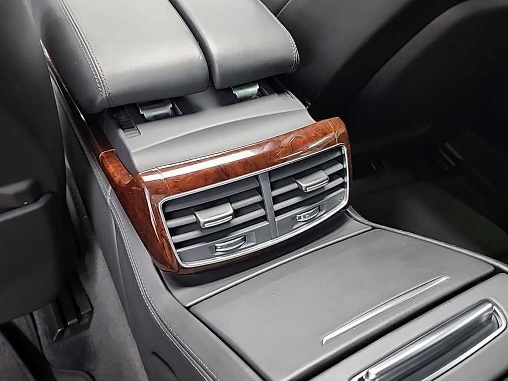 아우디 A8 뉴A8 4.2 FSI 콰트로 LWB 이미지 13