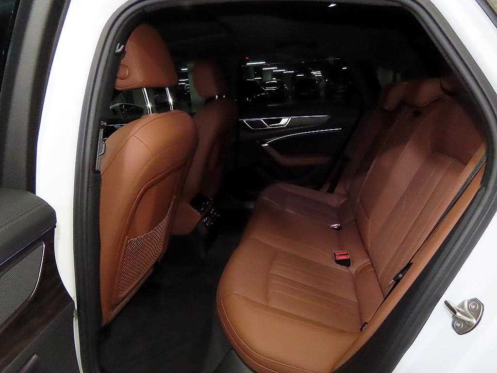 아우디 A6 A6 (C8) 45 TFSI 콰트로 프리미엄 이미지 7