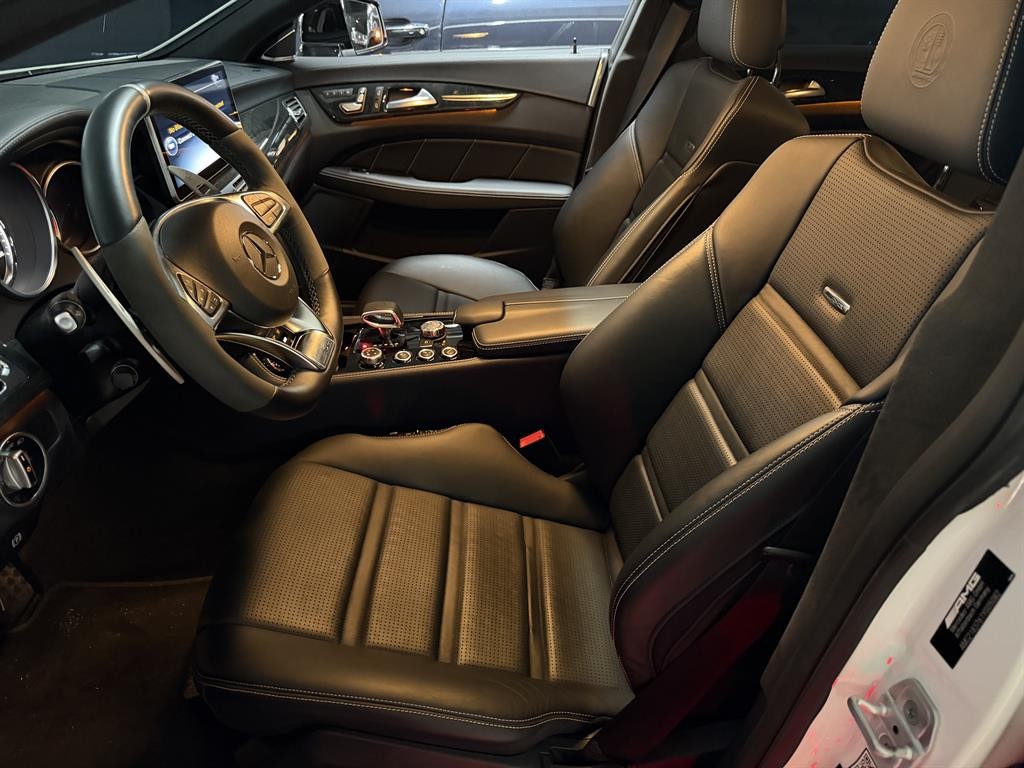벤츠 CLS 클래스 CLS클래스 W218 CLS 63 S AMG 4MATIC 이미지 9