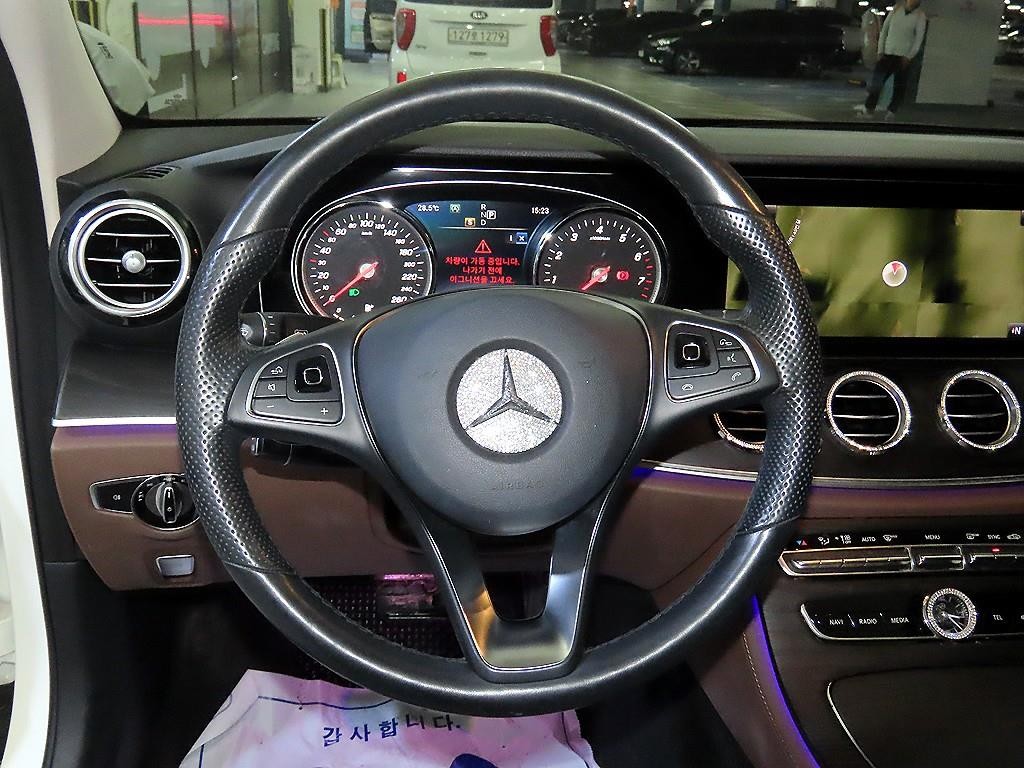 벤츠 E 클래스 E-클래스 W213 E200 아방가르드 이미지 8