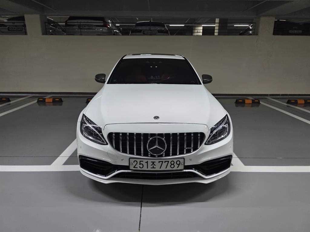 벤츠 C 클래스 C클래스 W205 C200 4MATIC 익스클루시브 이미지 1