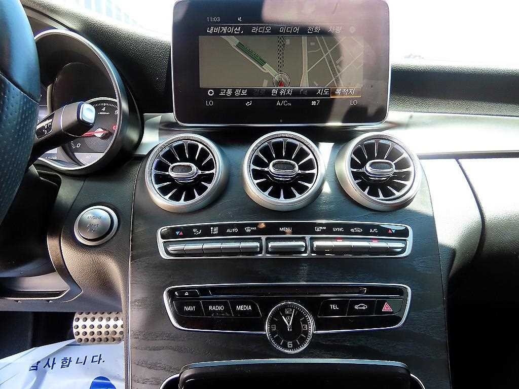 벤츠 C 클래스 C클래스 W205 C200 4MATIC 익스클루시브 이미지 13
