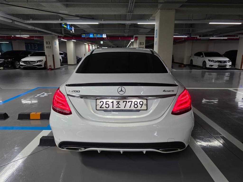 벤츠 C 클래스 C클래스 W205 C200 4MATIC 익스클루시브 이미지 2