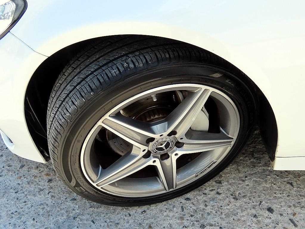 벤츠 C 클래스 C클래스 W205 C200 4MATIC 익스클루시브 이미지 20