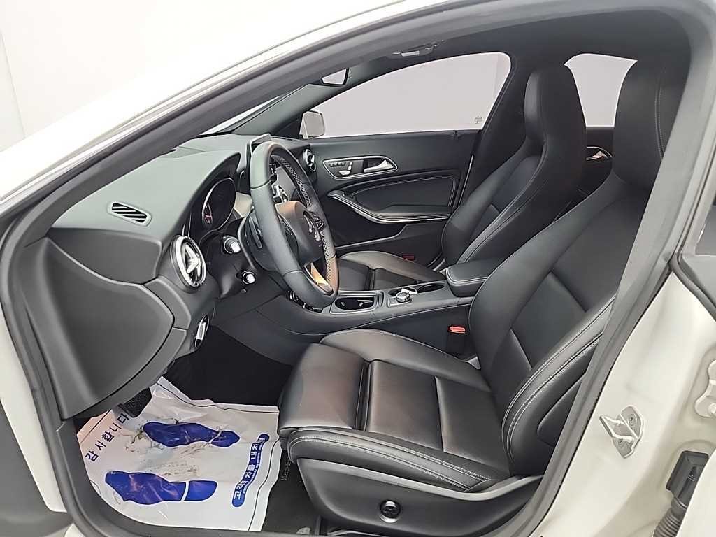 벤츠 CLA 클래스 CLA클래스 CLA 250 4MATIC 이미지 11