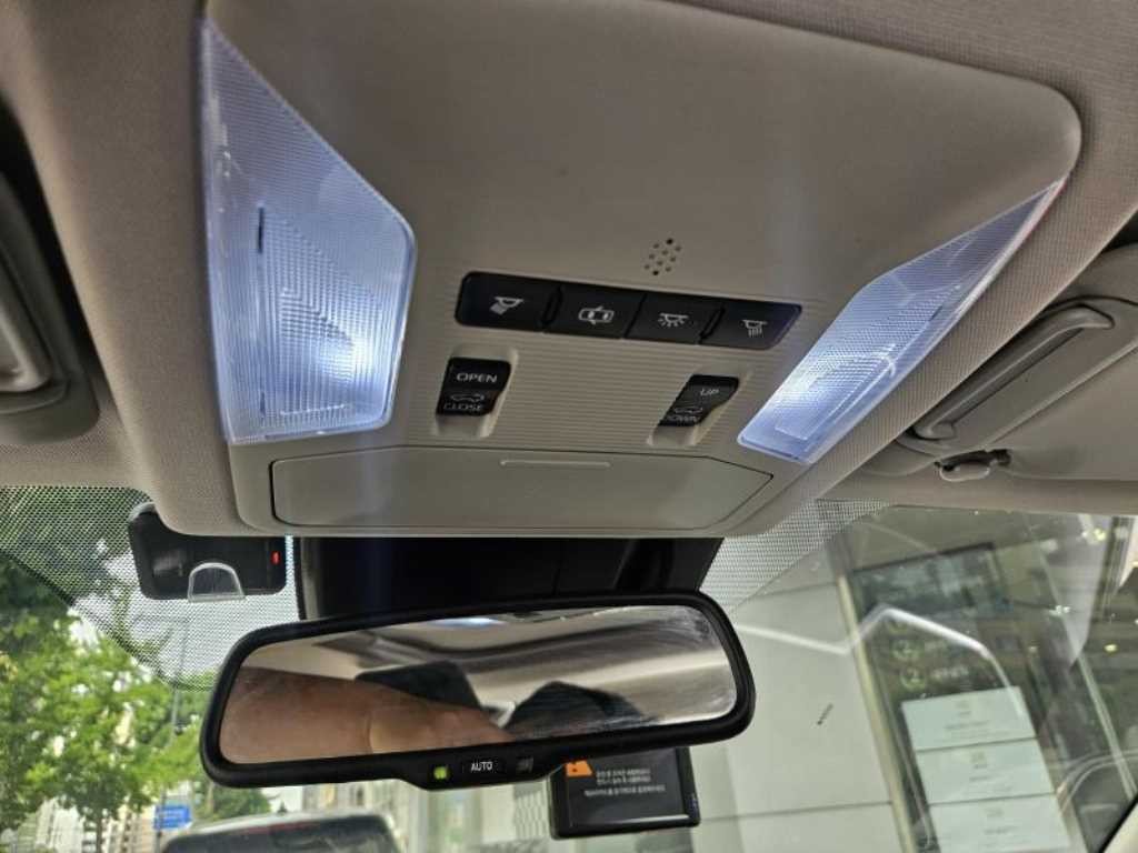 토요타 라브4 RAV4(5세대) 2.5 2WD 하이브리드 이미지 7