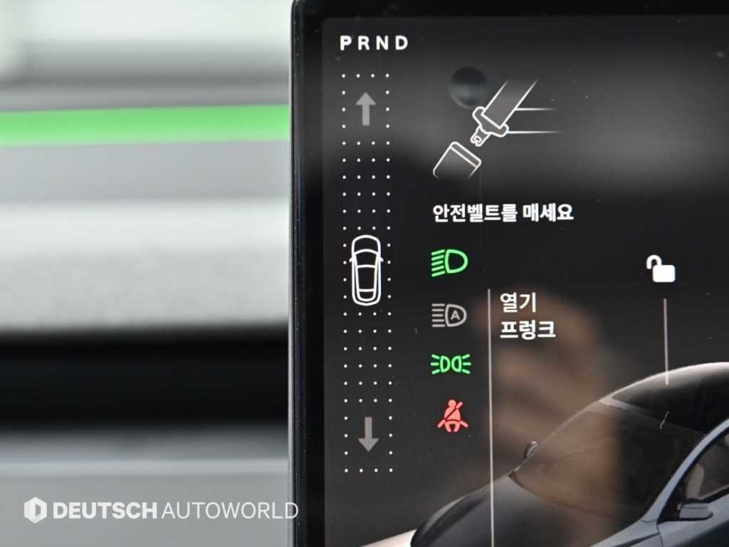테슬라 모델 Y L 이미지 9