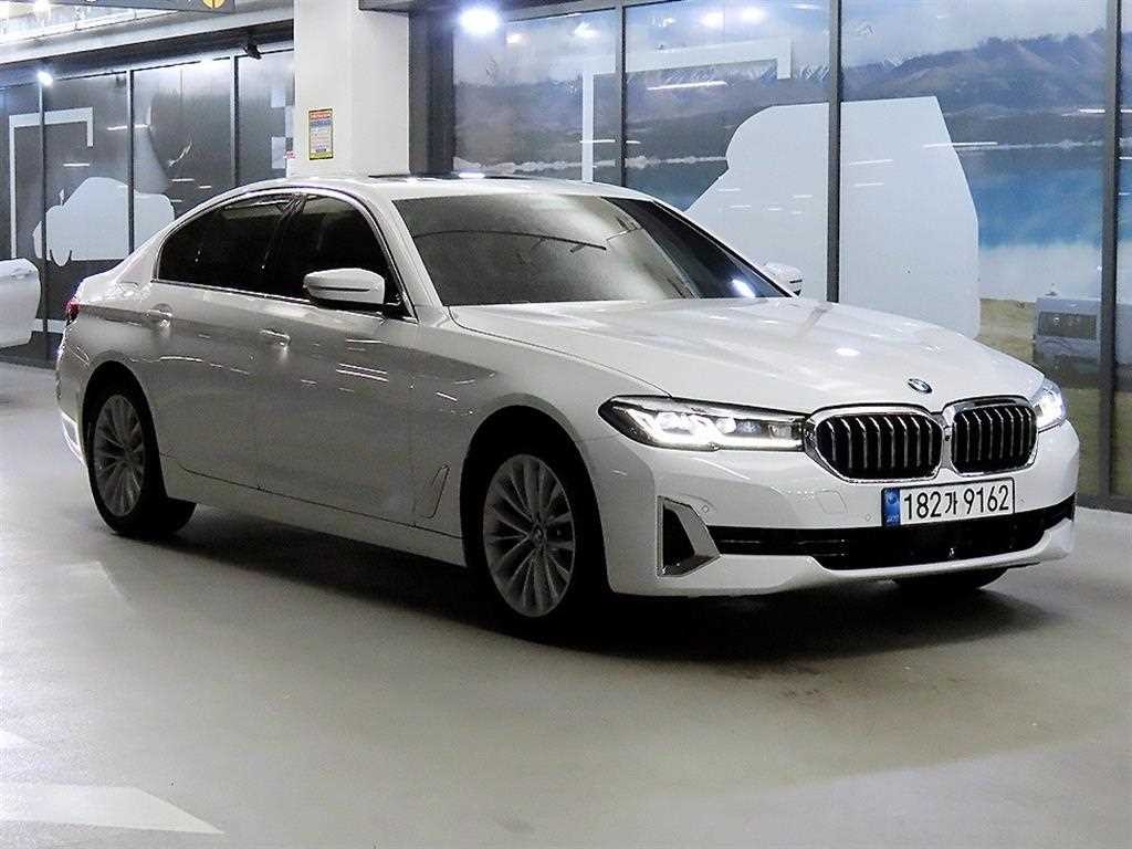 BMW 5시리즈 5시리즈 (G30) 530i xDrive 럭셔리 이미지 1