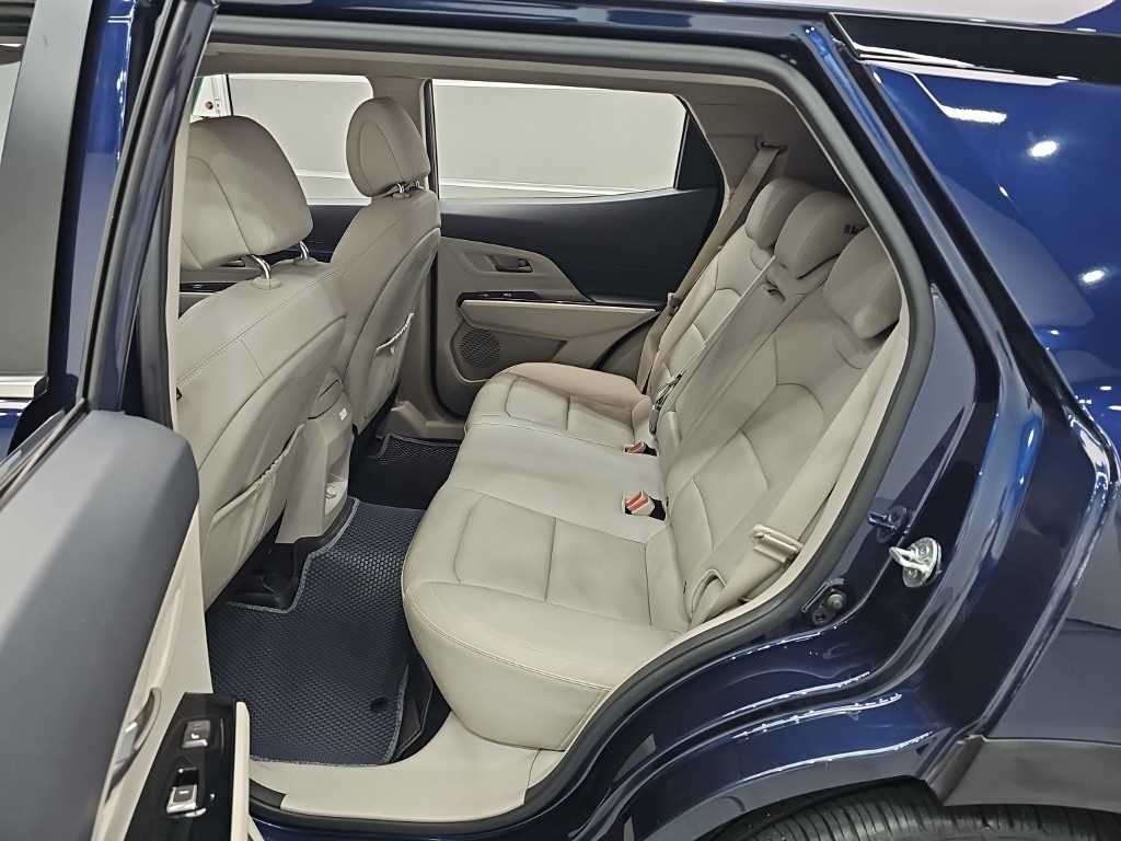 KG모빌리티(쌍용) 코란도 뷰티풀코란도 2WD 가솔린 1.5 C5 플러스 이미지 12
