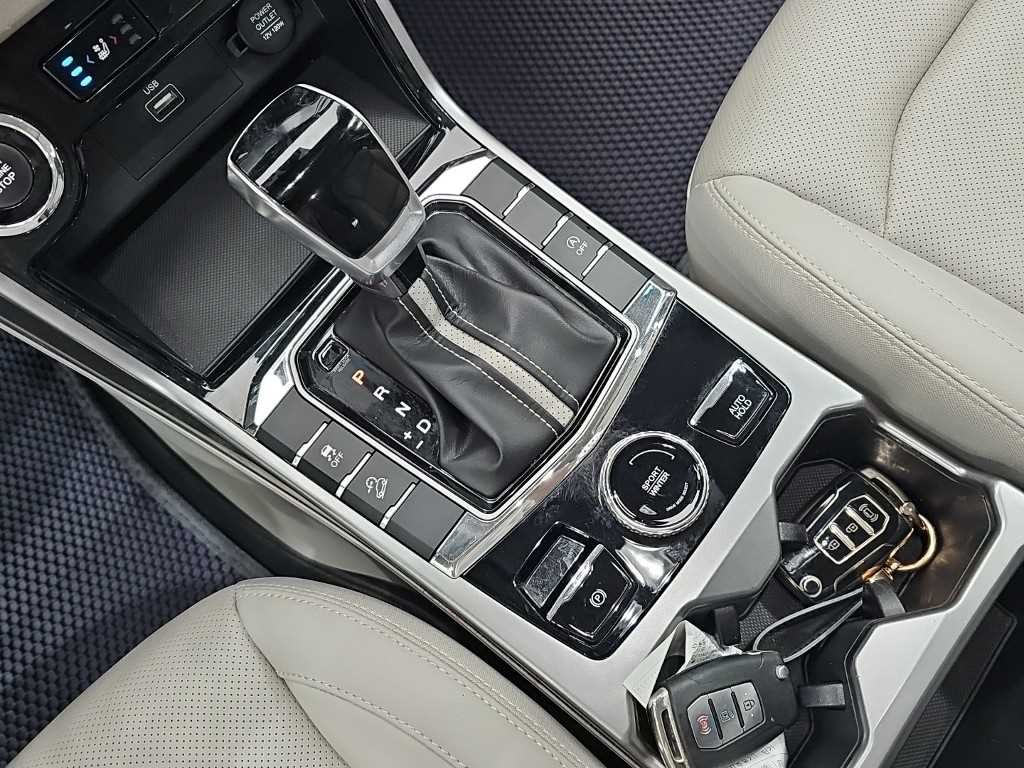 KG모빌리티(쌍용) 코란도 뷰티풀코란도 2WD 가솔린 1.5 C5 플러스 이미지 8