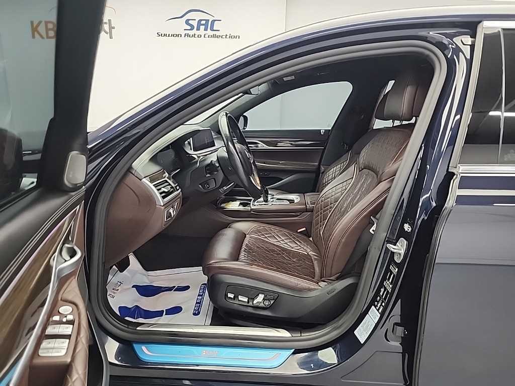 BMW 7시리즈 7시리즈 (G11) 730Ld xDrive 디자인 퓨어 엑설런스 이미지 11