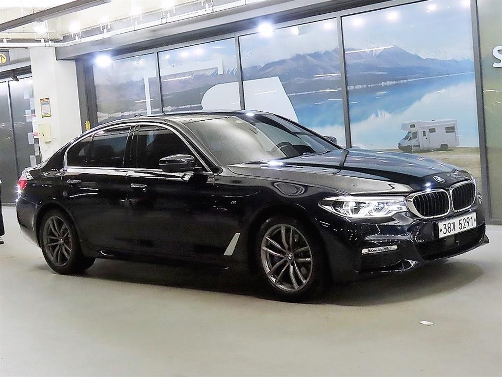 BMW 5시리즈 5시리즈 (G30) 530i M 스포츠 이미지 1
