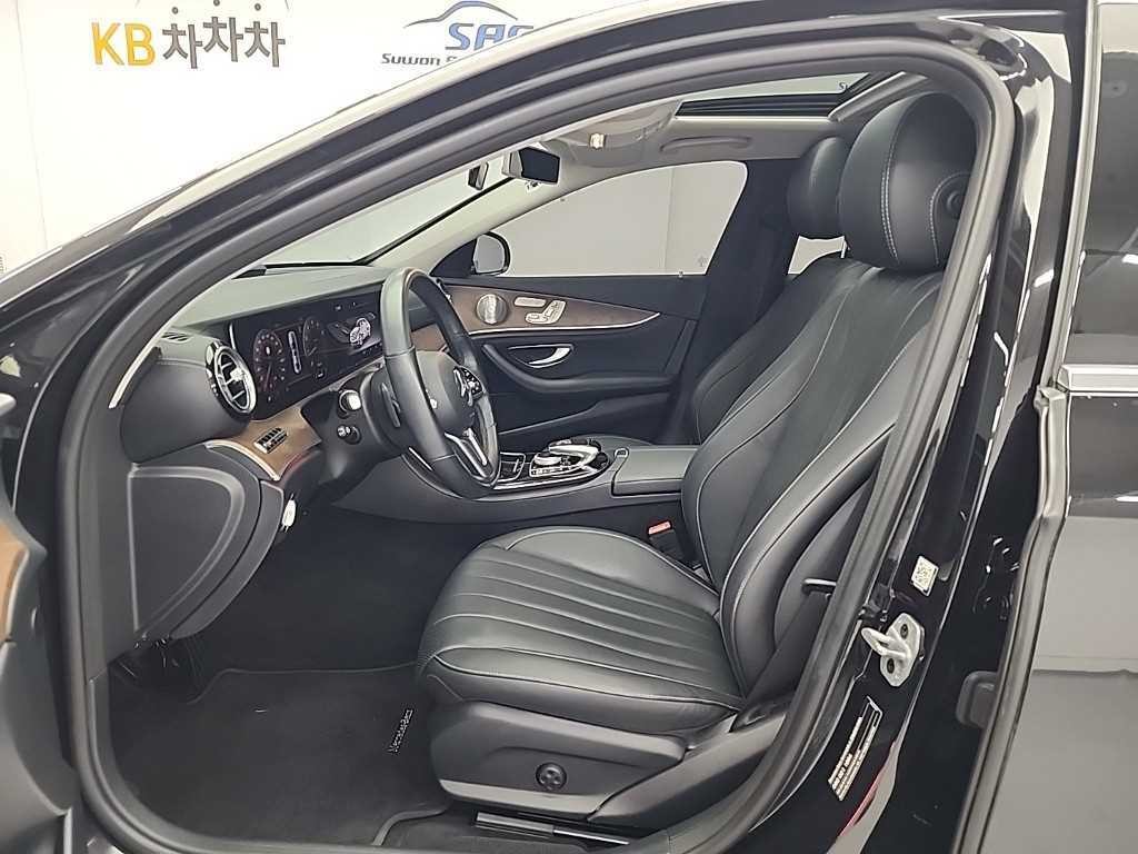 벤츠 E 클래스 E-클래스 W213 E300 4MATIC 익스클루시브 이미지 11