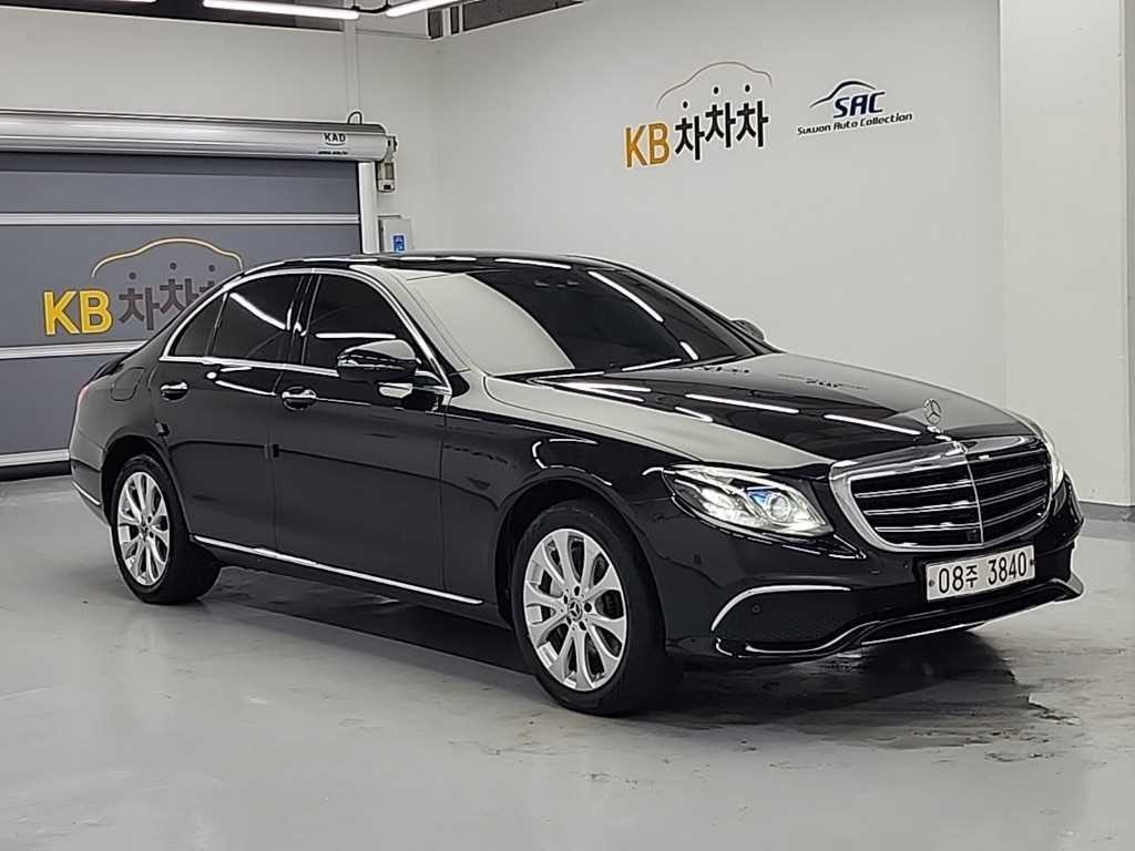 벤츠 E 클래스 E-클래스 W213 E300 4MATIC 익스클루시브 이미지 4