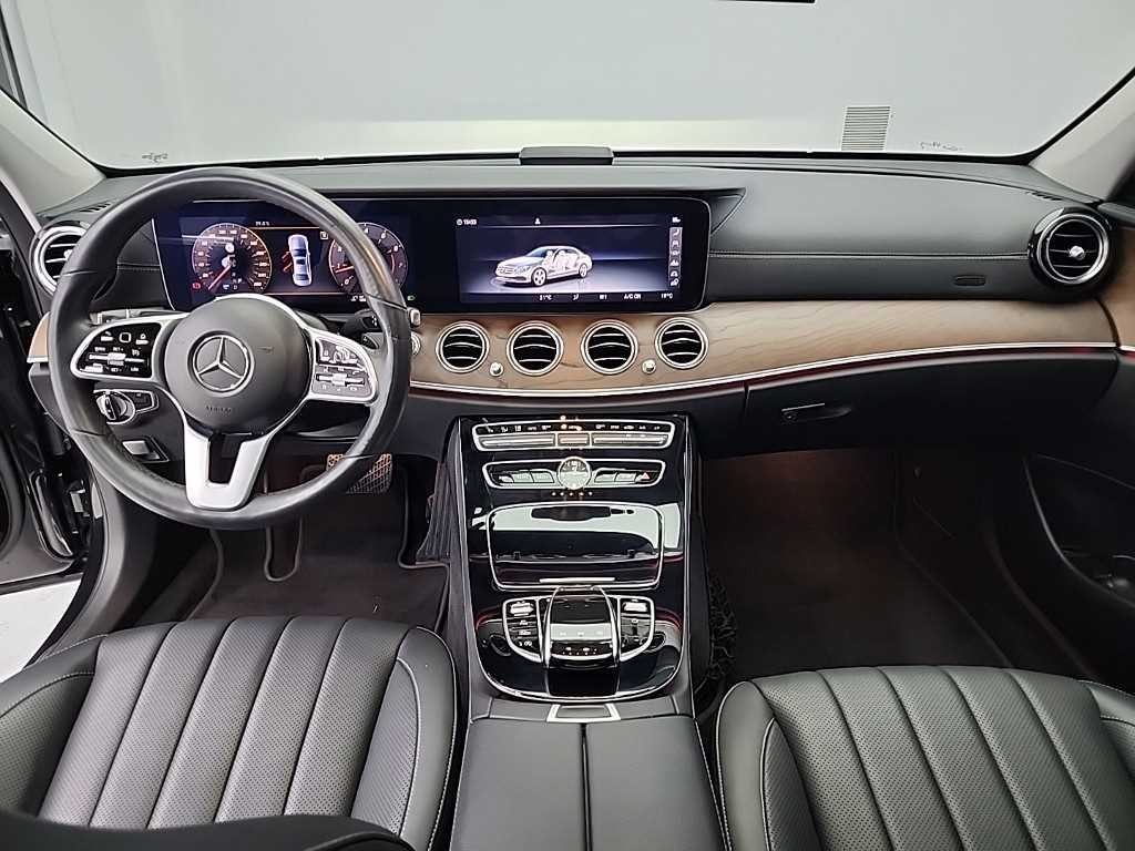 벤츠 E 클래스 E-클래스 W213 E300 4MATIC 익스클루시브 이미지 7