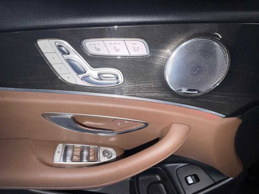 벤츠 E 클래스 E-클래스 W213 E300 4MATIC 아방가르드 이미지 13