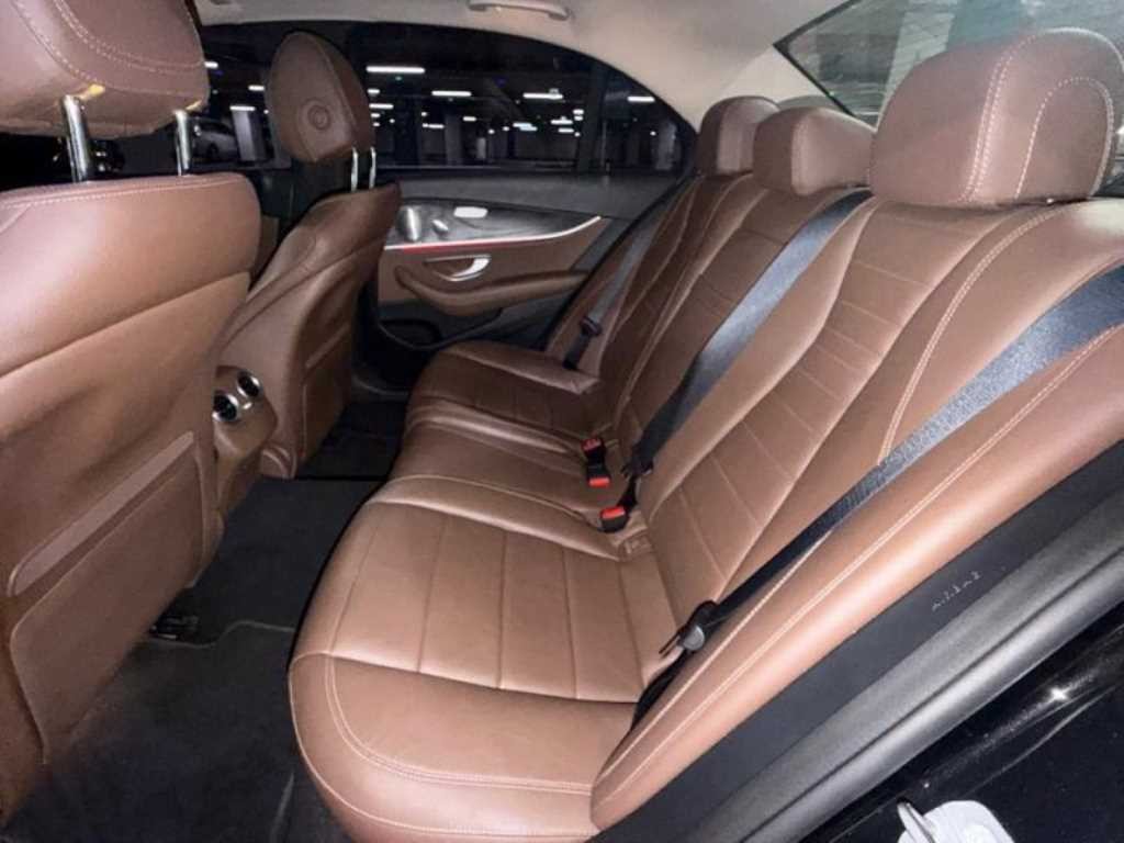 벤츠 E 클래스 E-클래스 W213 E300 4MATIC 아방가르드 이미지 7