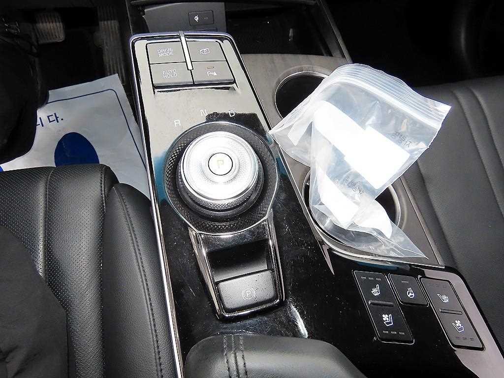 기아 K8 2.5 2WD 노블레스 이미지 13