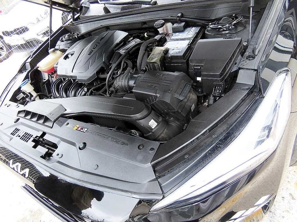 기아 K8 2.5 2WD 노블레스 이미지 19