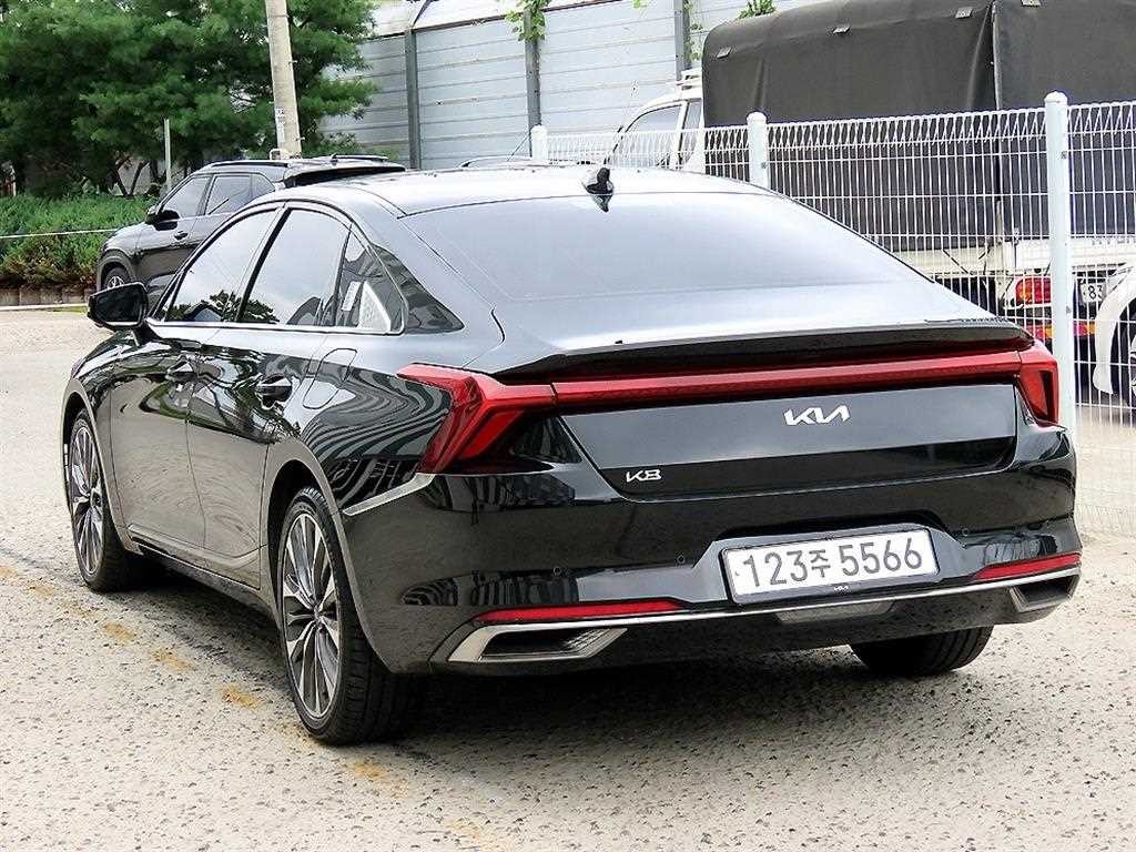 기아 K8 2.5 2WD 노블레스 이미지 3