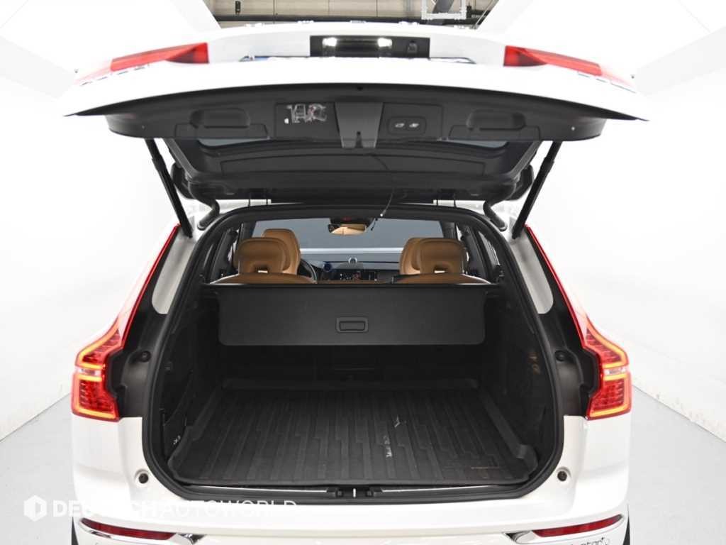볼보 XC60 XC60(2세대) D5 AWD 인스크립션 이미지 19