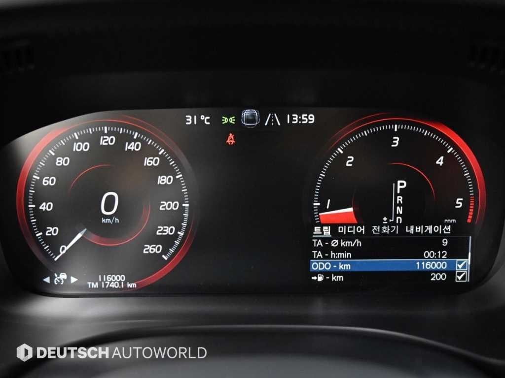 볼보 XC60 XC60(2세대) D5 AWD 인스크립션 이미지 8
