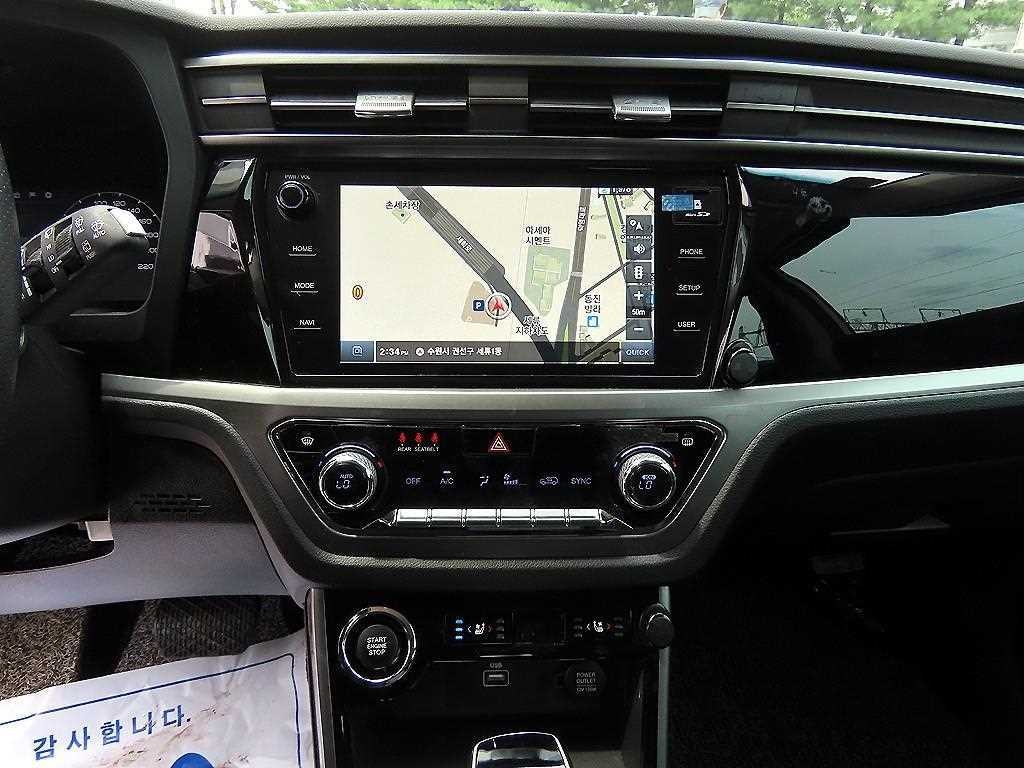 KG모빌리티(쌍용) 코란도 뷰티풀코란도 2WD 가솔린 1.5 C5 플러스 이미지 13