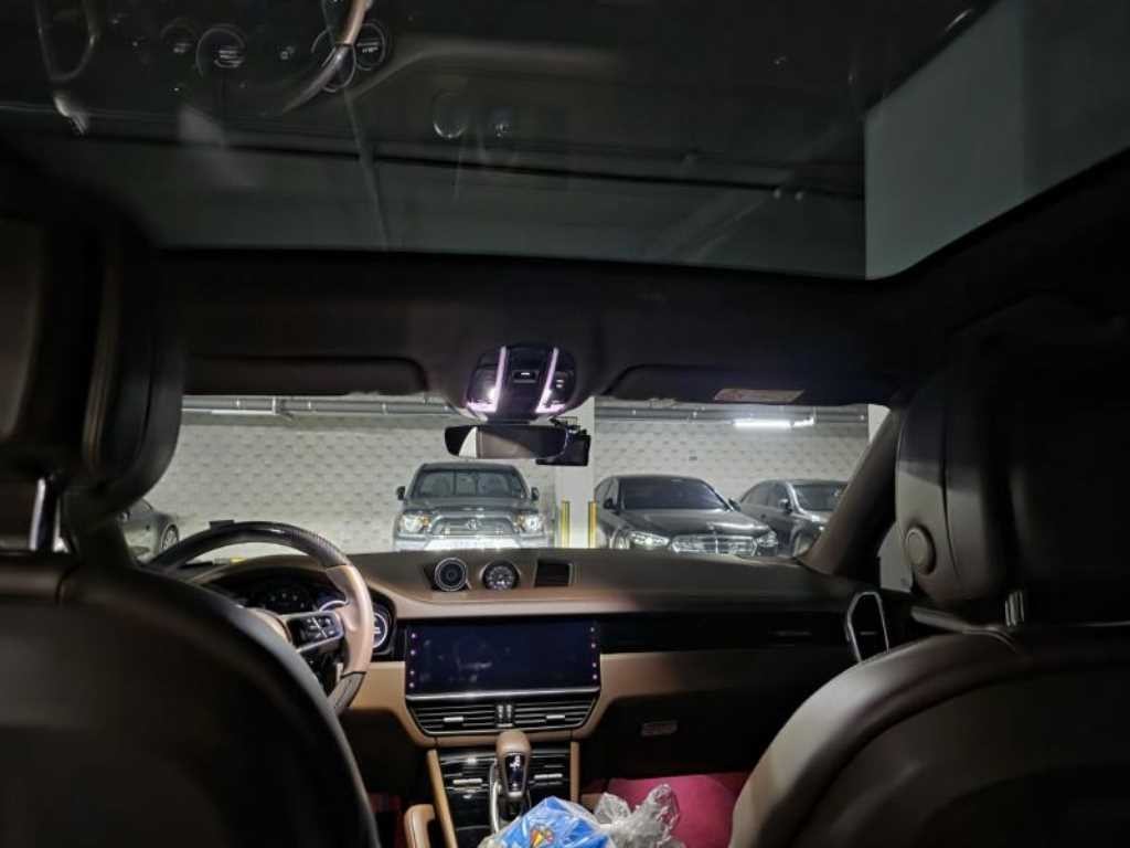 포르쉐 카이엔 카이엔(PO536) 3.0 쿠페 이미지 4