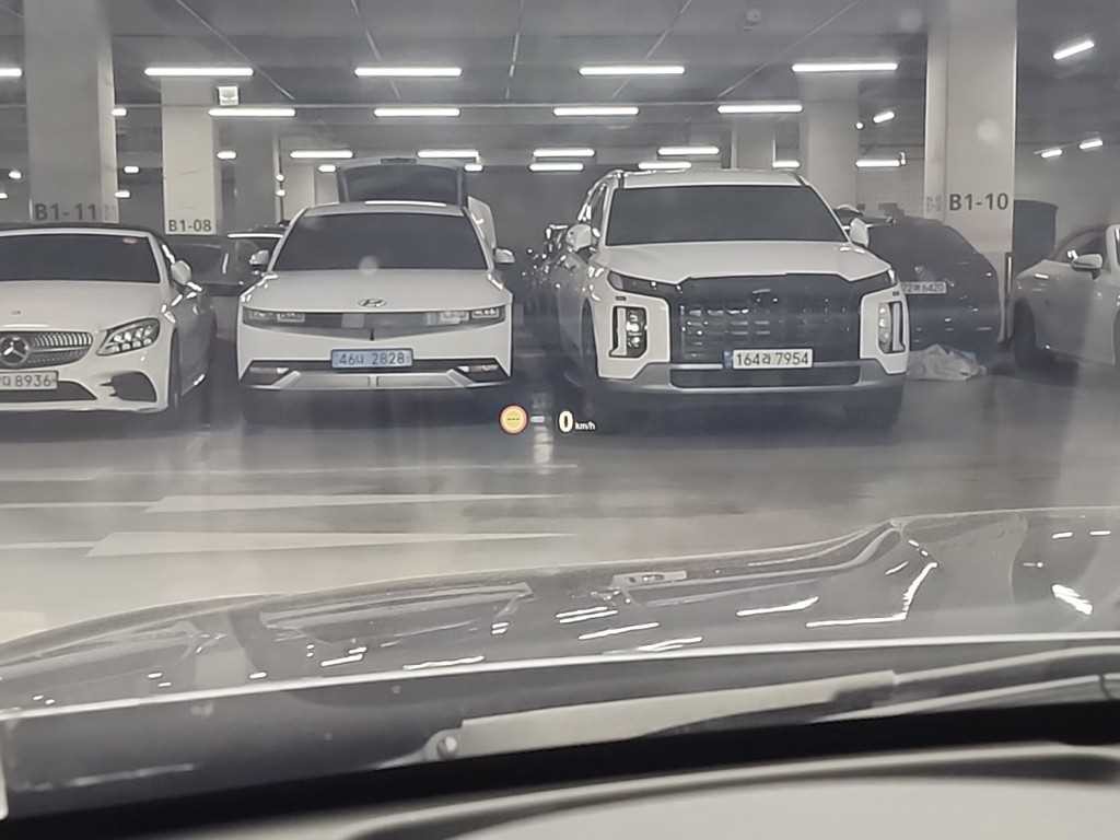 BMW 4시리즈 M4 (F82) 컨버터블 퍼포먼스 사일렌서 에디션 이미지 18
