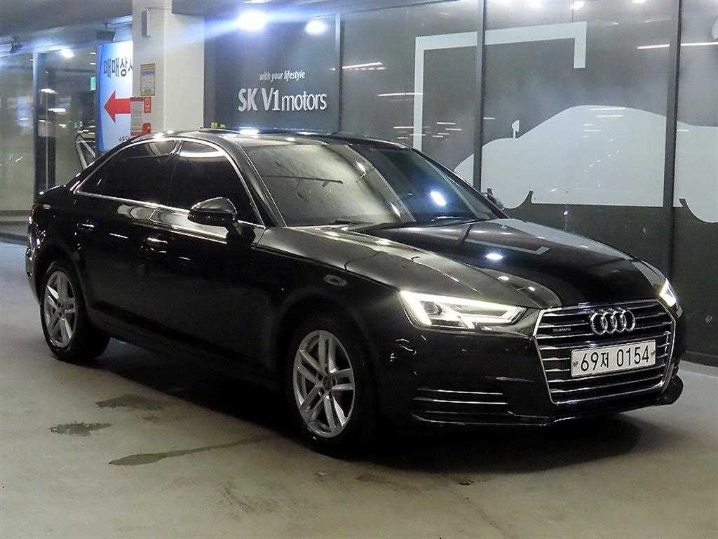 아우디 A4 A4 (B9) 45 TFSI 콰트로 프리미엄 이미지 1