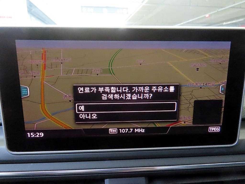 아우디 A4 A4 (B9) 45 TFSI 콰트로 프리미엄 이미지 14