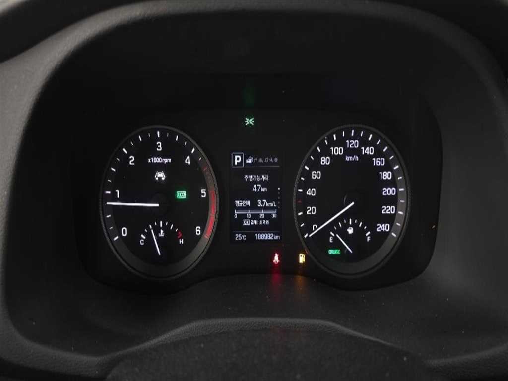 현대 투싼 올뉴투싼 디젤 1.7 2WD 프리미엄 이미지 8