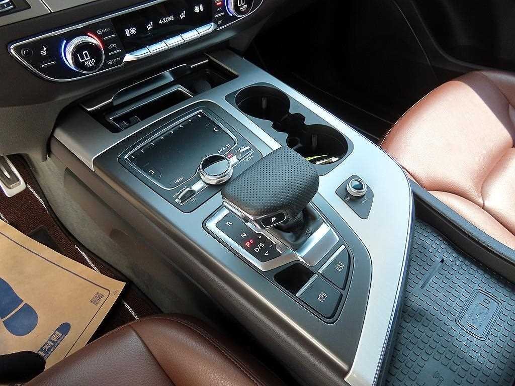 아우디 Q7 Q7 (4M) 45 TFSI 콰트로 이미지 10