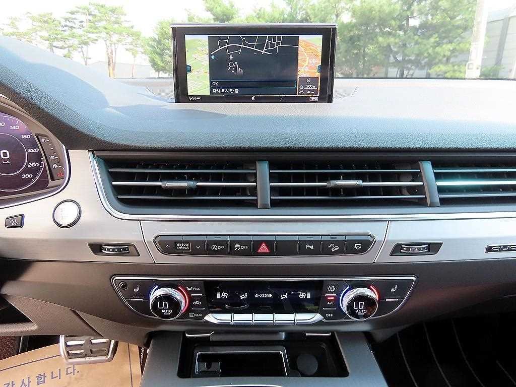 아우디 Q7 Q7 (4M) 45 TFSI 콰트로 이미지 12
