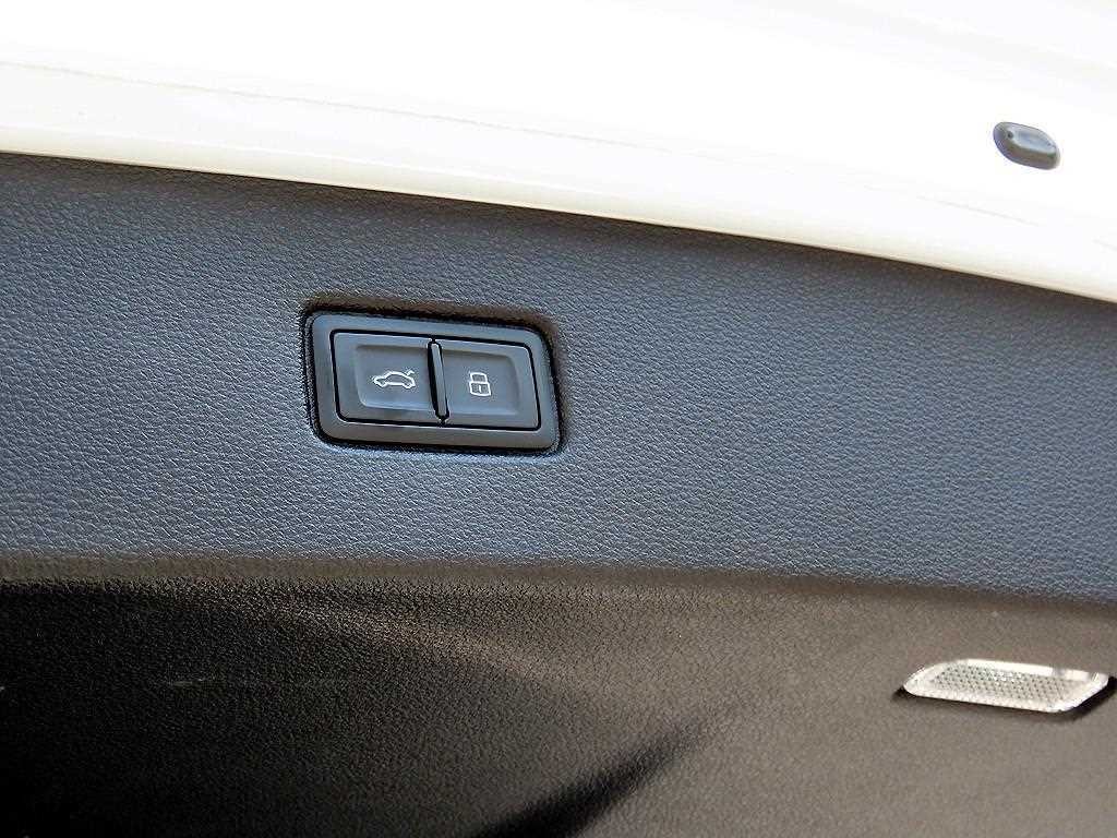 아우디 Q7 Q7 (4M) 45 TFSI 콰트로 이미지 16