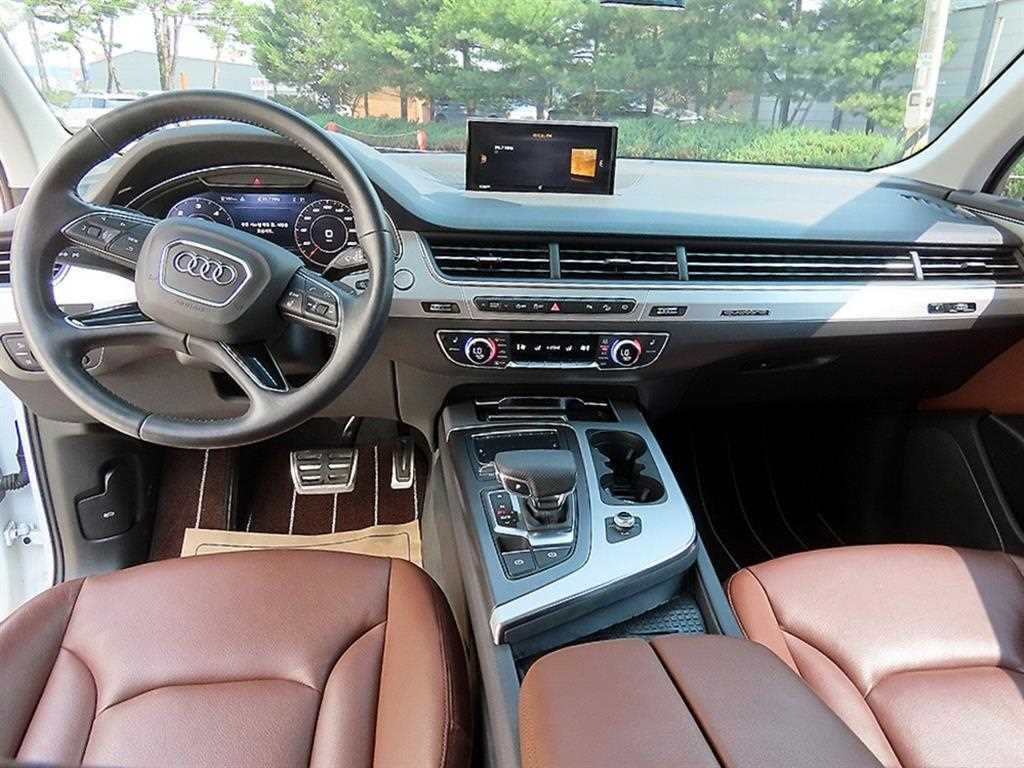 아우디 Q7 Q7 (4M) 45 TFSI 콰트로 이미지 7