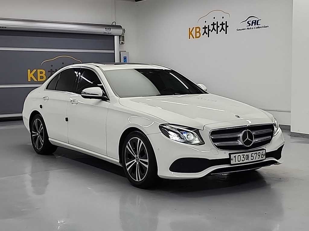 벤츠 E 클래스 E-클래스 W213 E300 아방가르드 이미지 4