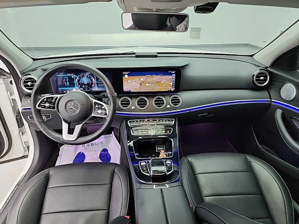 벤츠 E 클래스 E-클래스 W213 E300 아방가르드 이미지 7