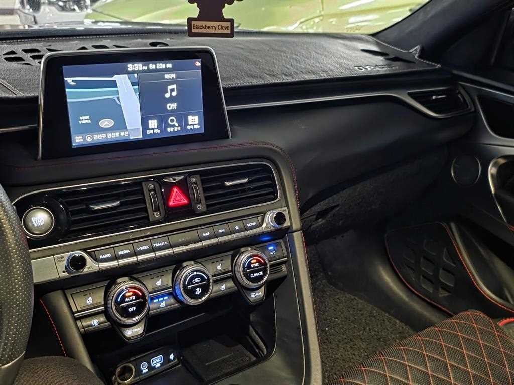제네시스 G70 3.3T 스포츠 AWD 프레스티지 이미지 13