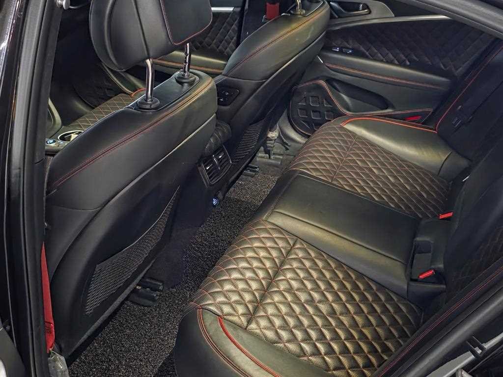 제네시스 G70 3.3T 스포츠 AWD 프레스티지 이미지 8
