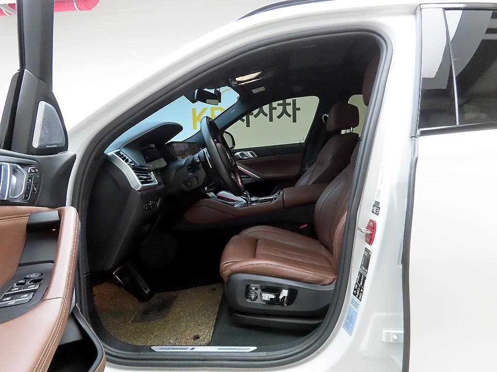 BMW X6 X6 (G06) M50i 이미지 12