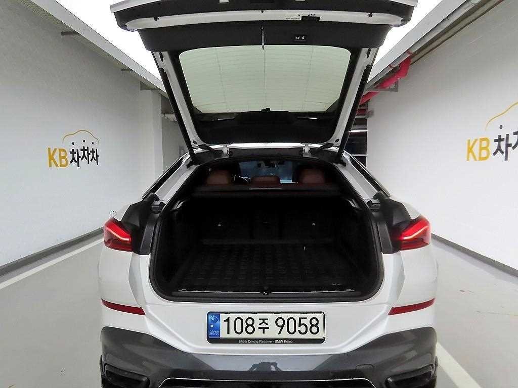 BMW X6 X6 (G06) M50i 이미지 5