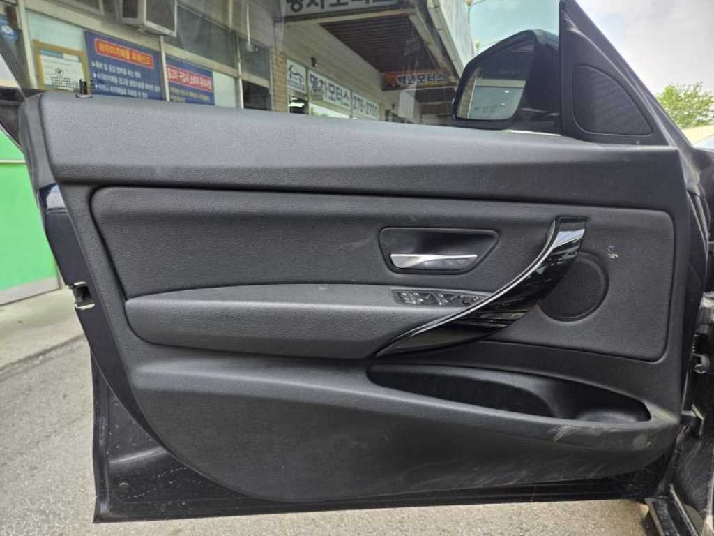 BMW 그란투리스모 3시리즈 GT (F34) GT 320D 프리미엄 이미지 7
