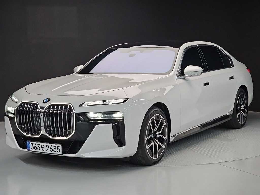 BMW 7시리즈 7시리즈 (G70) 740i xDrive M 스포츠 이미지 1