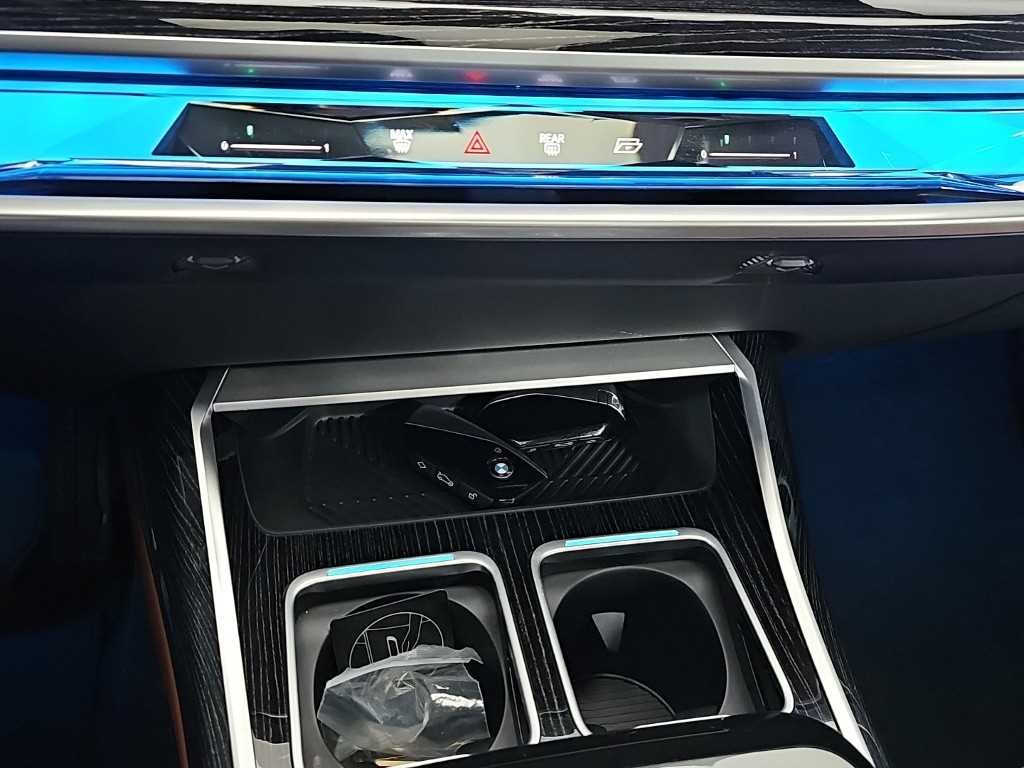 BMW 7시리즈 7시리즈 (G70) 740i xDrive M 스포츠 이미지 10