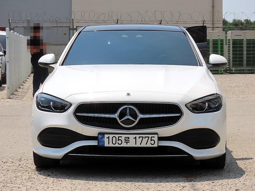벤츠 C 클래스 C클래스 W206 C300 4MATIC 아방가르드 이미지 1
