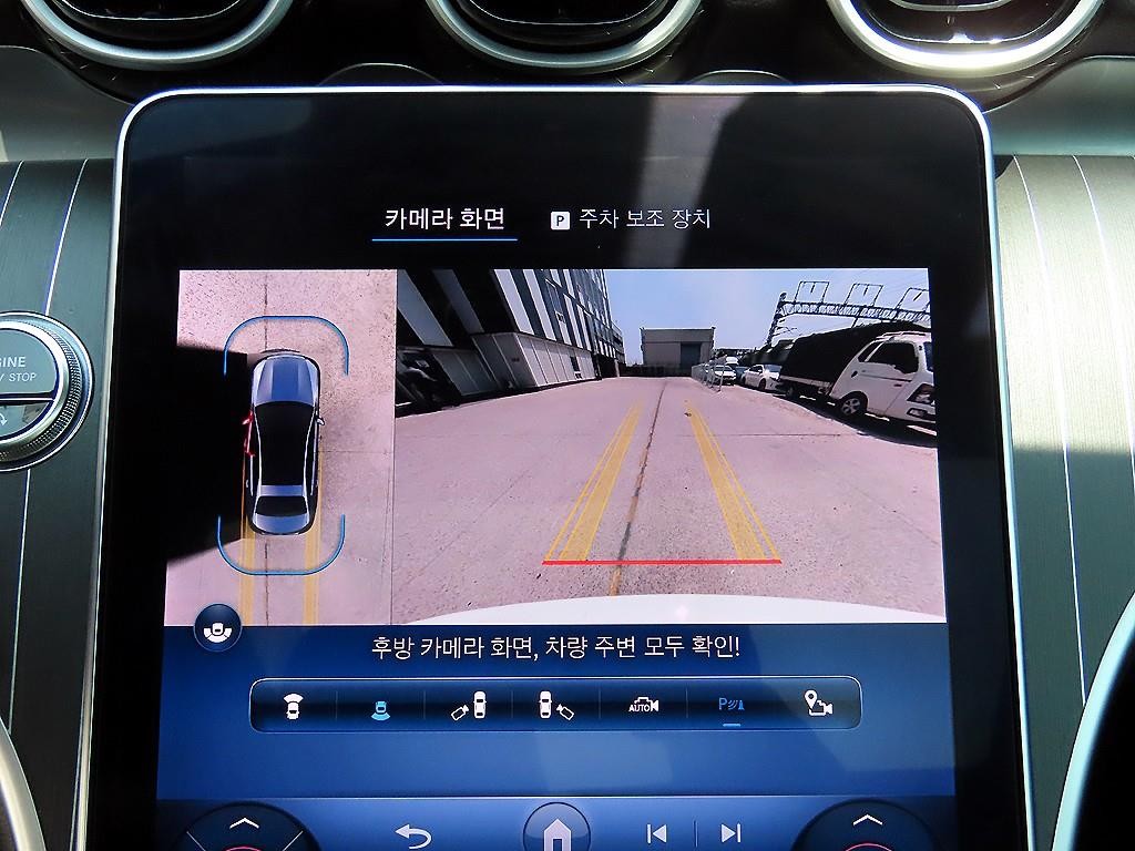 벤츠 C 클래스 C클래스 W206 C300 4MATIC 아방가르드 이미지 13